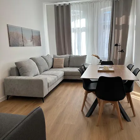 Neueroeffnung - Haus Ysenburg - In Zentraler Lage 公寓 卡塞尔