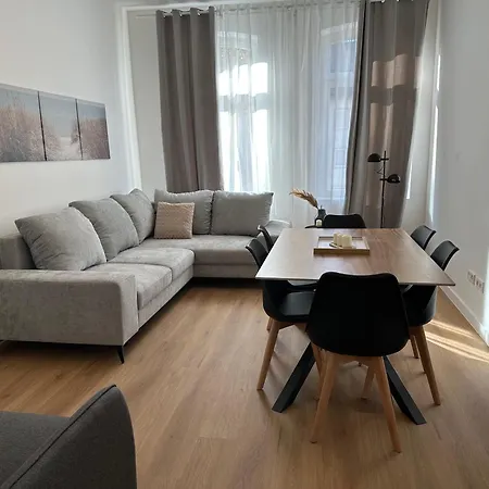 Neueroeffnung - Haus Ysenburg - In Zentraler Lage 卡塞尔