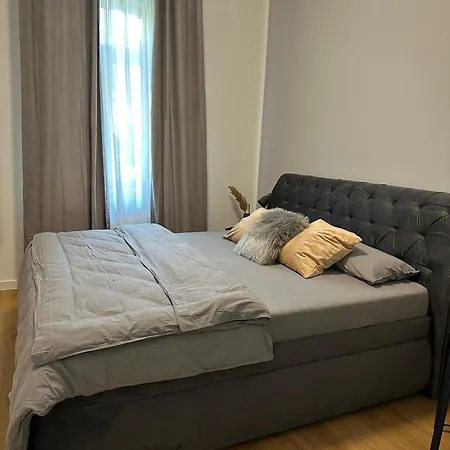 Haus Ysenburg - In Zentraler Lage - Kostenfreies Parken In Der Naehe Apartmán Kassel