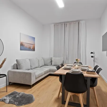 Haus Ysenburg - In Zentraler Lage - Kostenfreies Parken In Der Naehe - Sehr Gute Anbindung An Oeffentliche Verkehrsmittel Apartmán Kassel